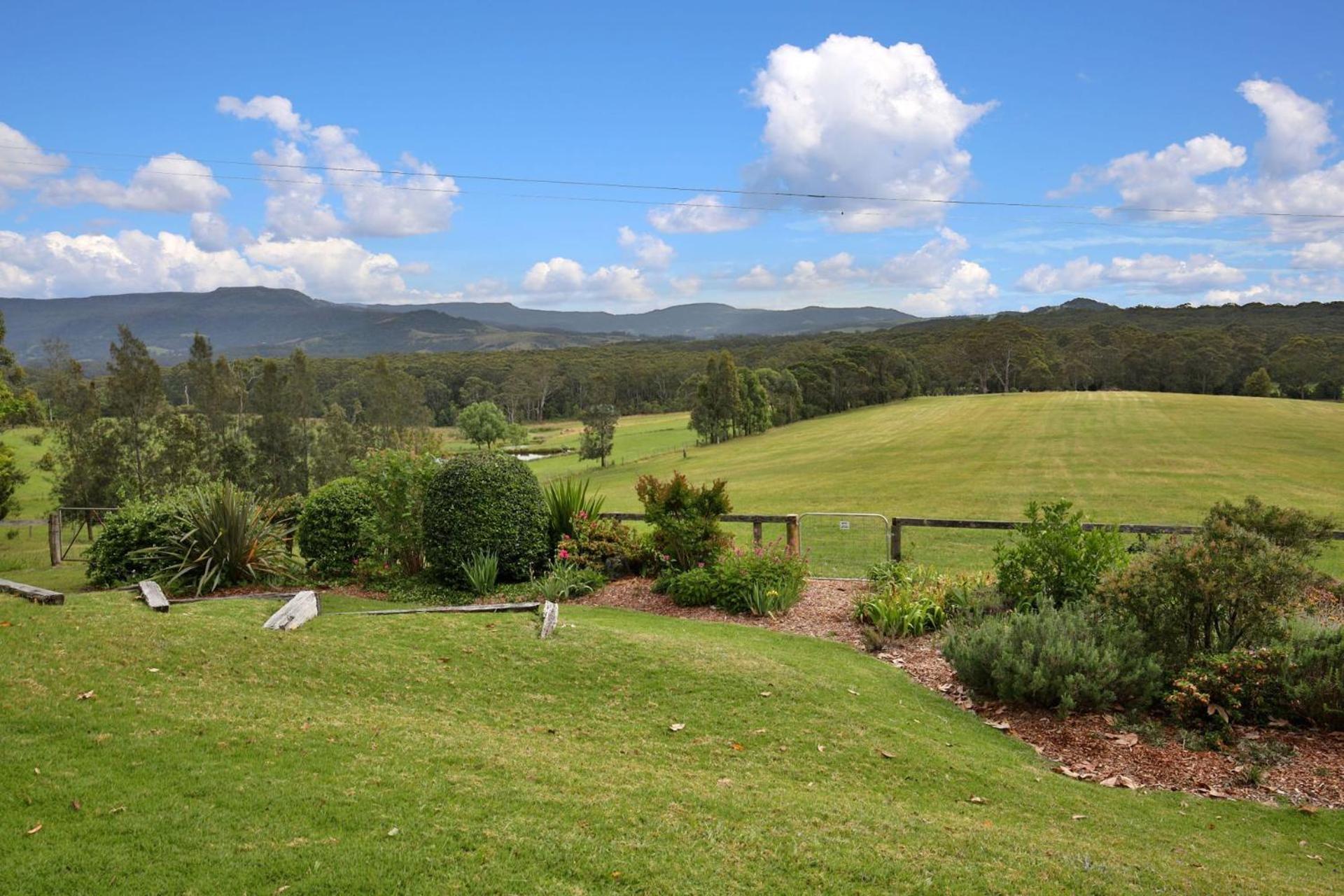 Borrowdale - Expansive Views Of The Escarpment Villa Berry Exterior photo